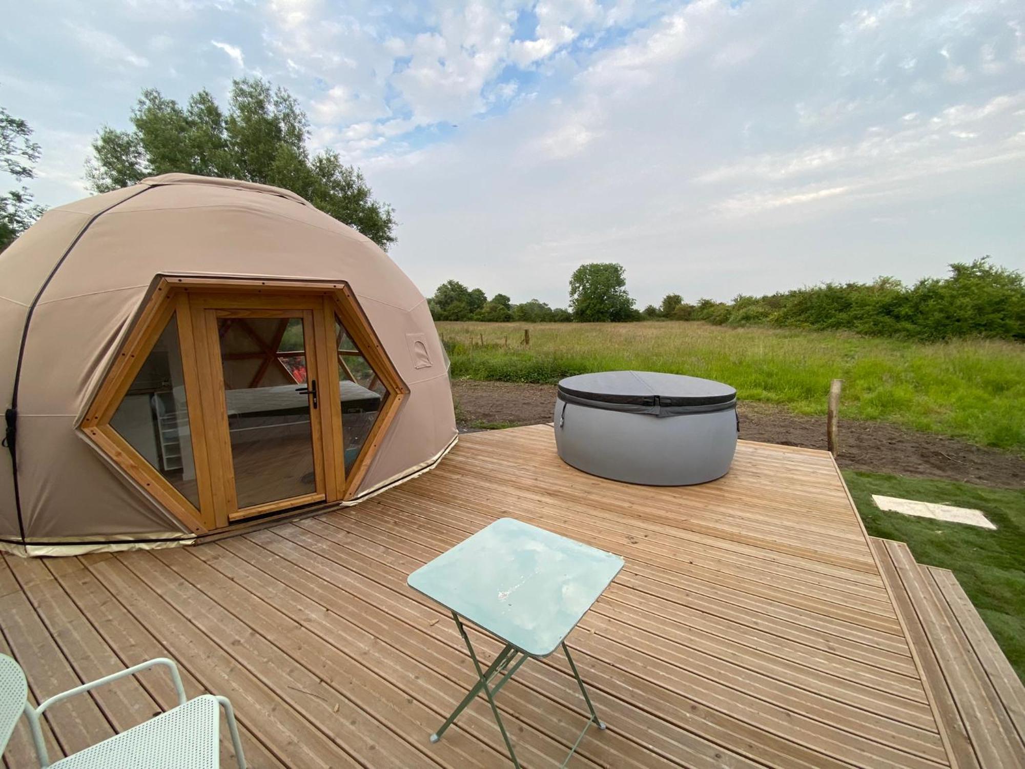 Отель Dome Geodesique - Baie De Somme Favieres  Экстерьер фото
