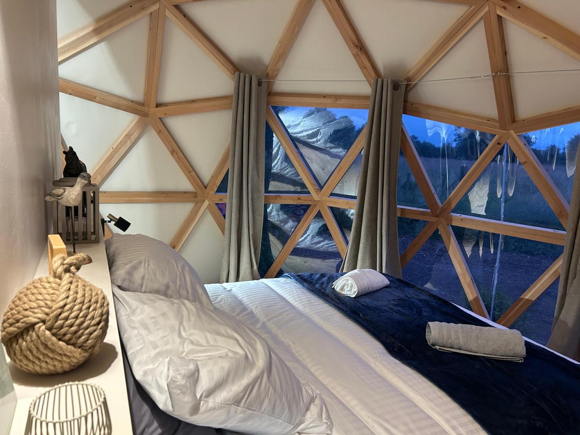 Отель Dome Geodesique - Baie De Somme Favieres  Экстерьер фото
